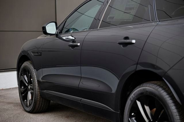 New 2026 Jaguar F-PACE R-Dynamic S image 10