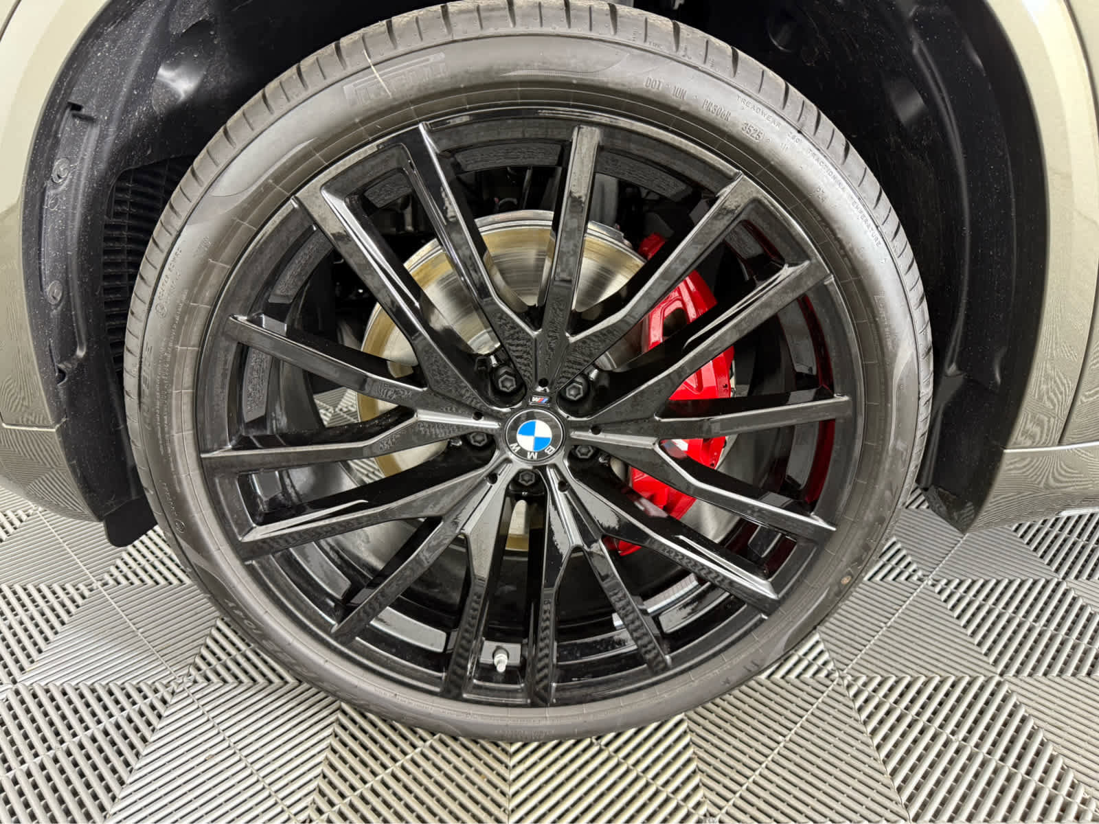 New 2026 BMW X5 xDrive40i w/ M Sport Package image 10