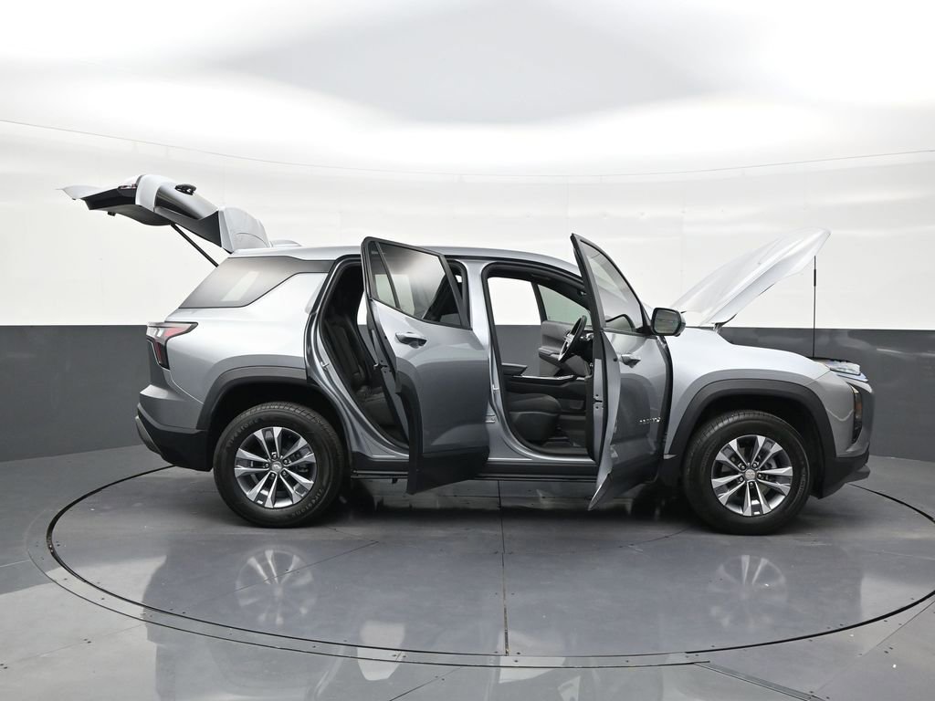 Used 2025 Chevrolet Equinox LT w/ Safety and Technology Package image 30