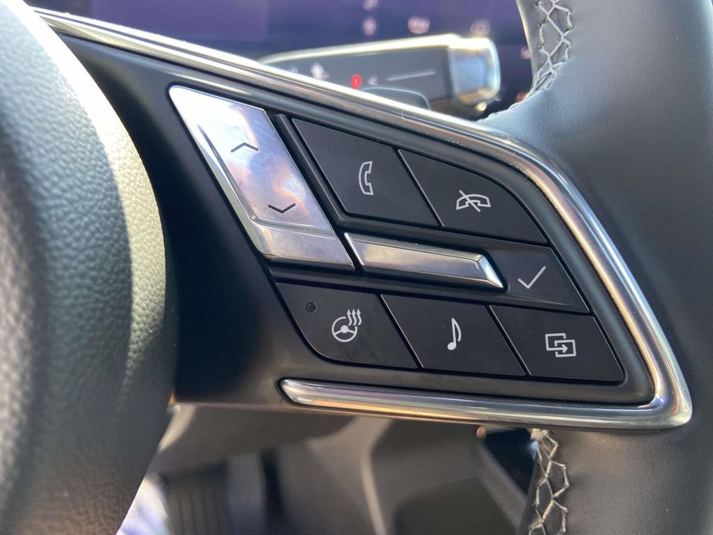 Used 2025 Buick Enclave Avenir w/ Super Cruise Package FWD image 35