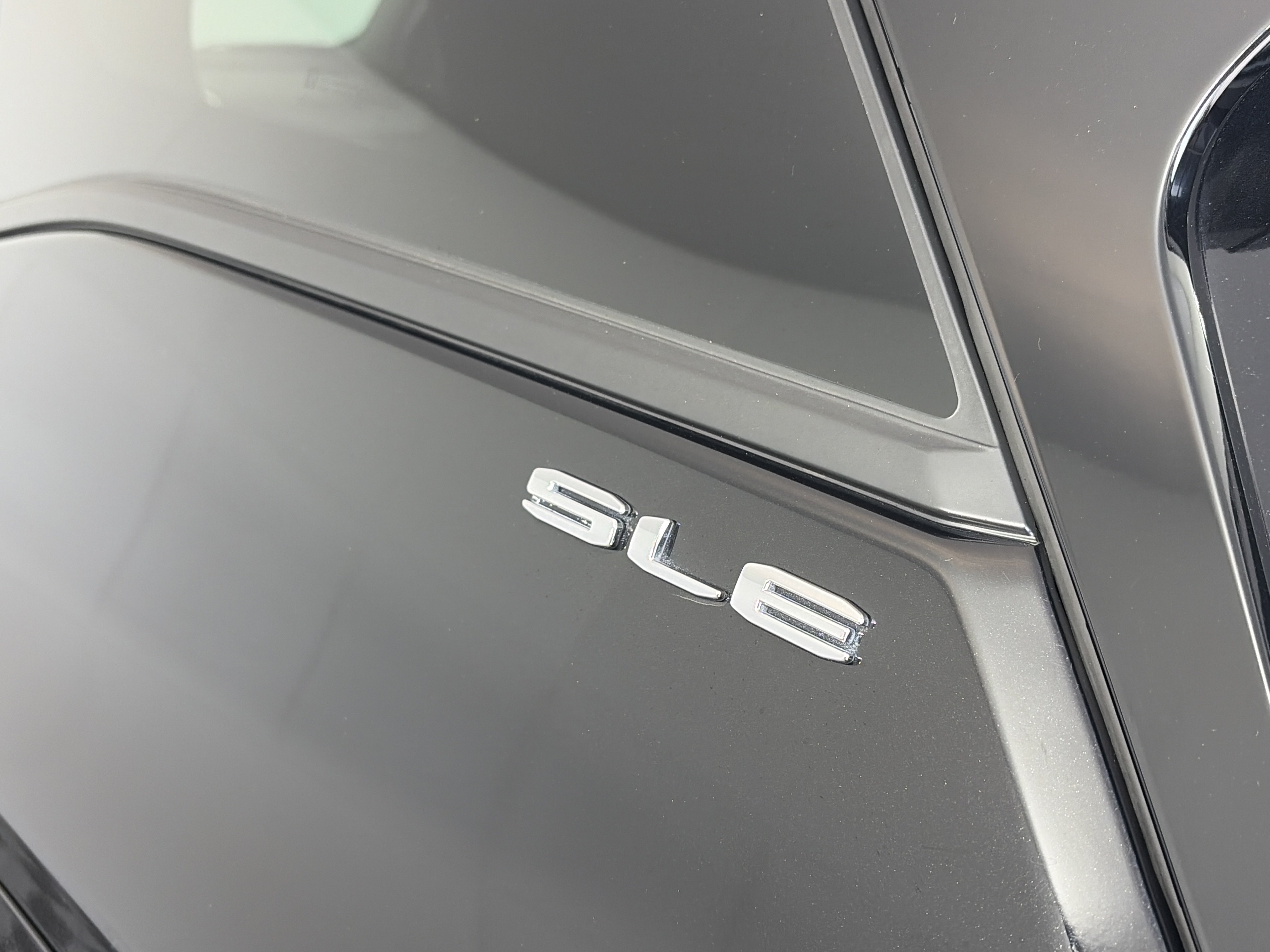 Certified 2024 GMC Terrain SLE AWD/4WD image 17