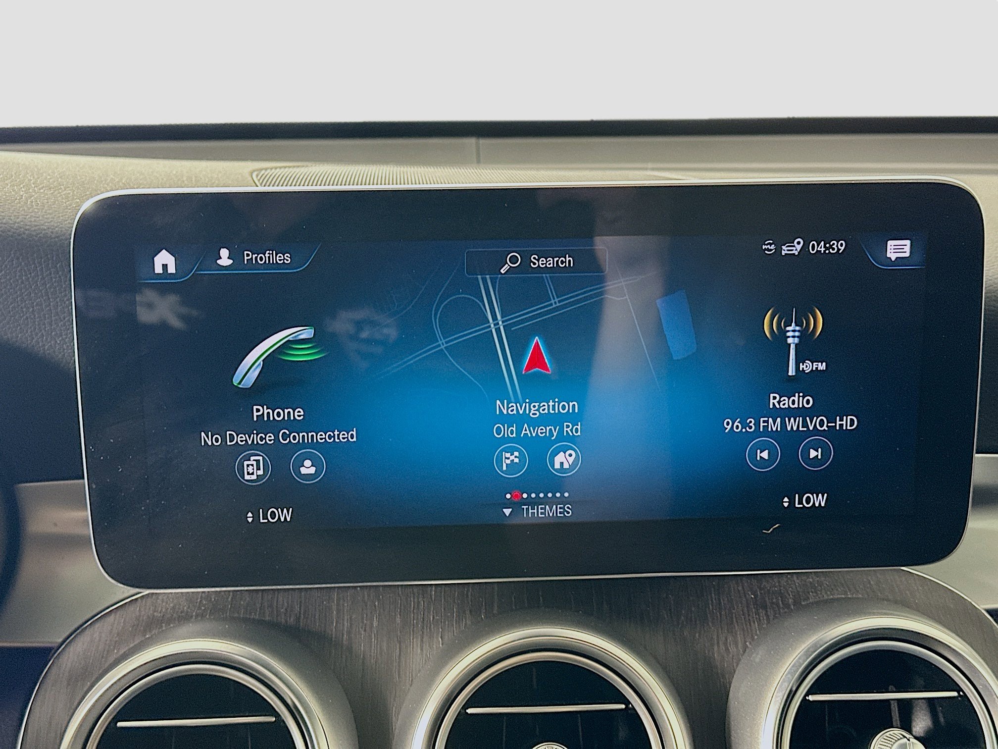 Used 2022 Mercedes-Benz GLC 300 4MATIC w/ Multimedia Package Lite image 19