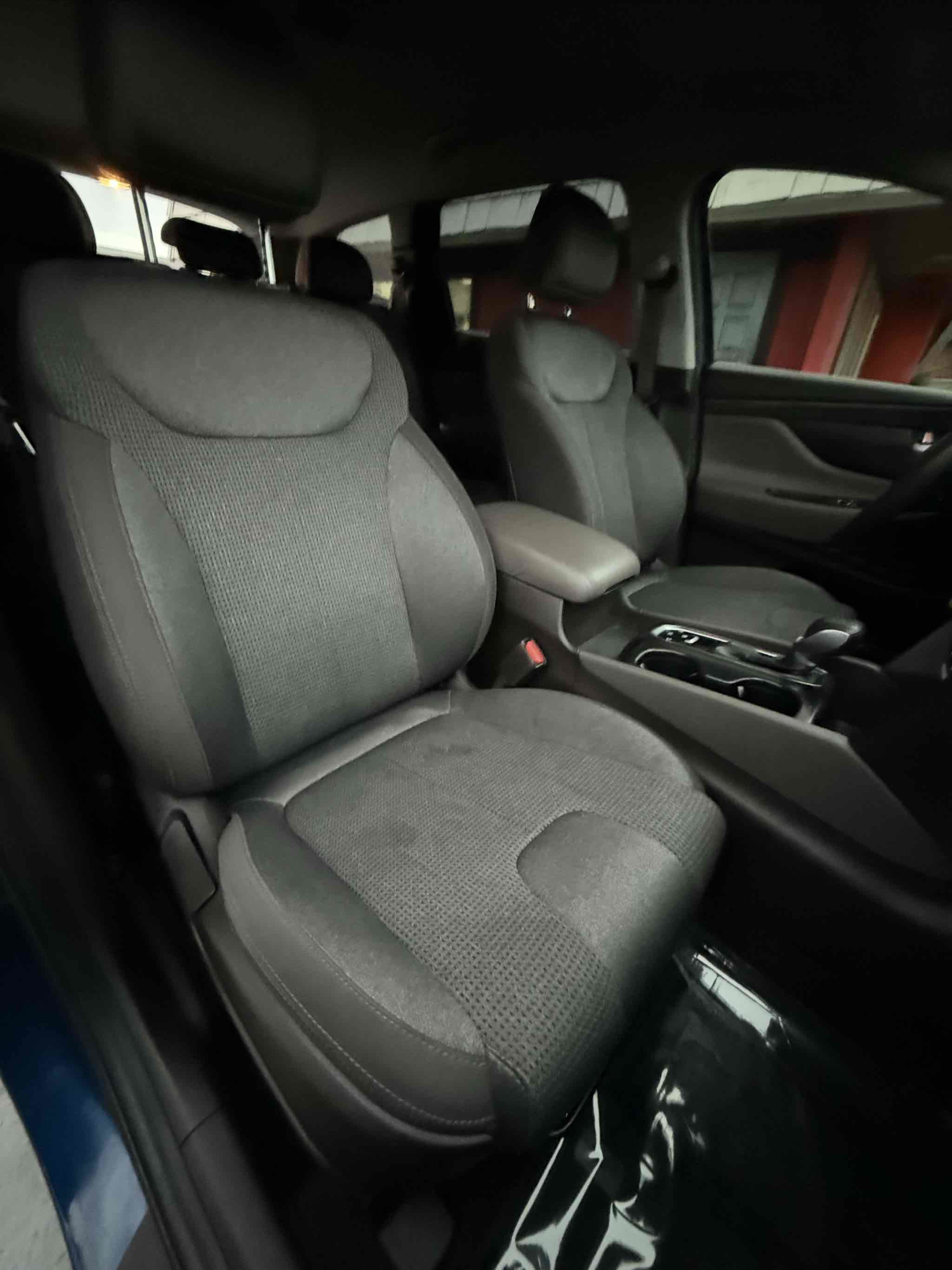 Used 2020 Hyundai Santa Fe SE image 47