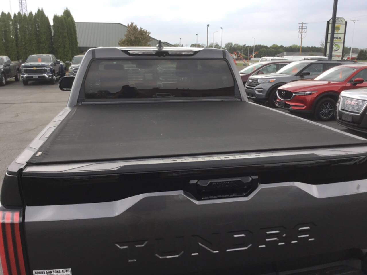Used 2022 Toyota Tundra Platinum image 7