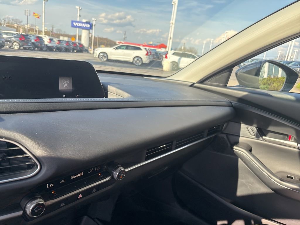 Used 2022 MAZDA CX-30 AWD 2.5 S w/ Select Package image 26