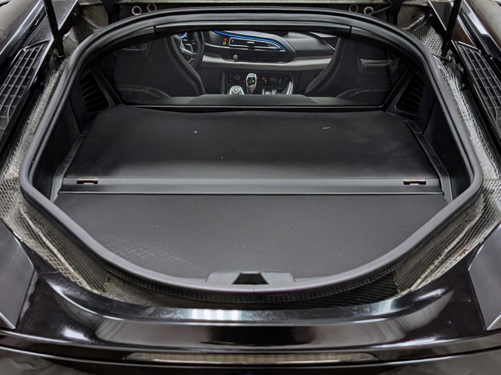 Used 2016 BMW i8 image 17