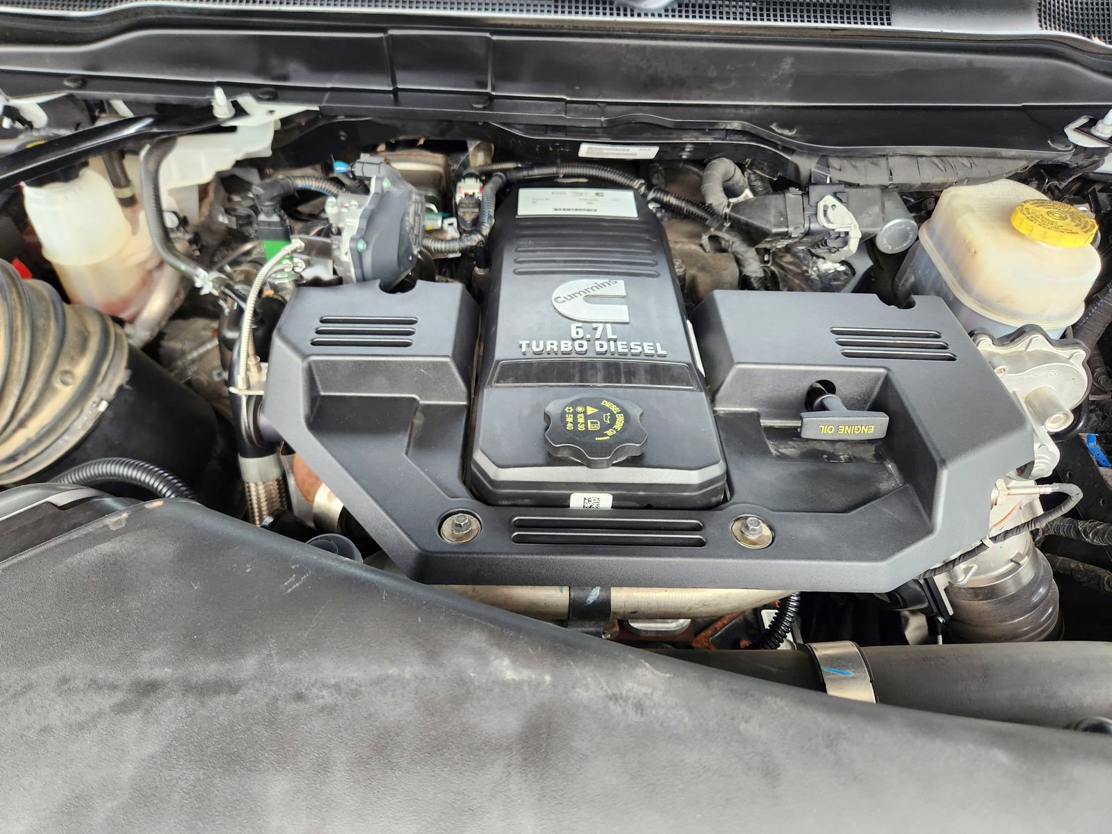 Used 2024 RAM 3500 Tradesman w/ Chrome Appearance Group image 35