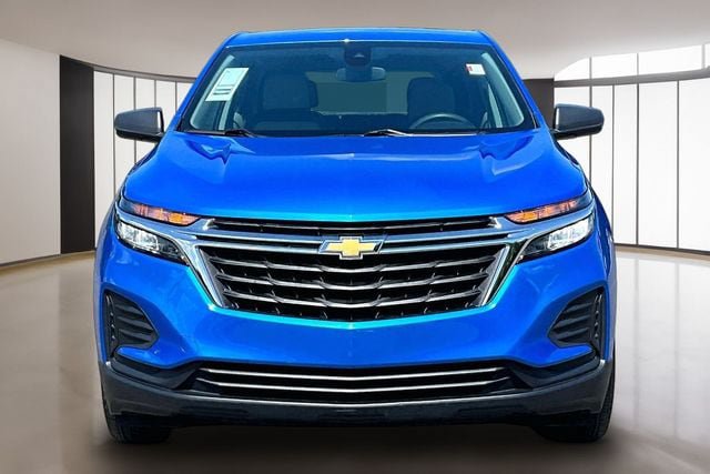 Used 2024 Chevrolet Equinox LS w/ LPO, Floor Liner Package FWD image 2