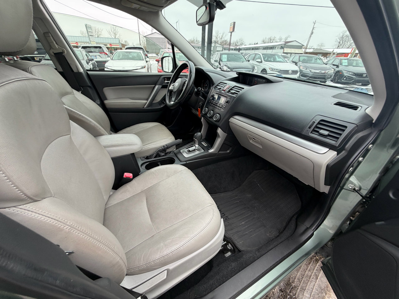 Used 2014 Subaru Forester 2.5i Limited image 12