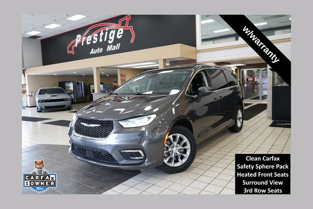 Used 2023 Chrysler Pacifica Touring-L AWD/4WD image 1