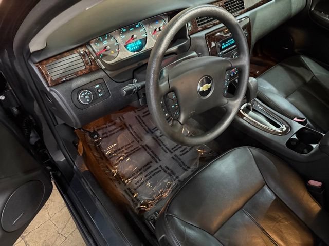 Used 2015 Chevrolet Impala LTZ FWD image 27