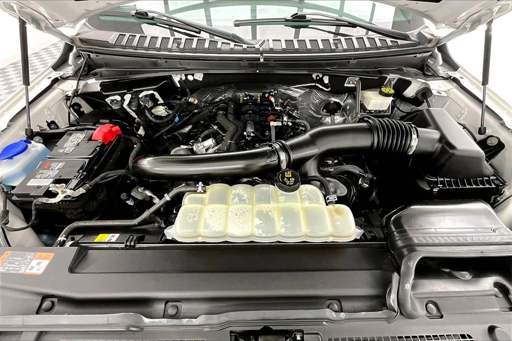 Used 2022 Ford Expedition Max Limited image 10