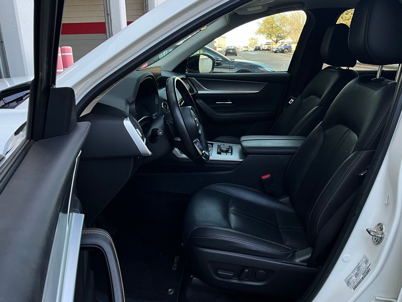 Used 2025 MAZDA CX-70 3.3 Turbo w/ Preferred Package image 9