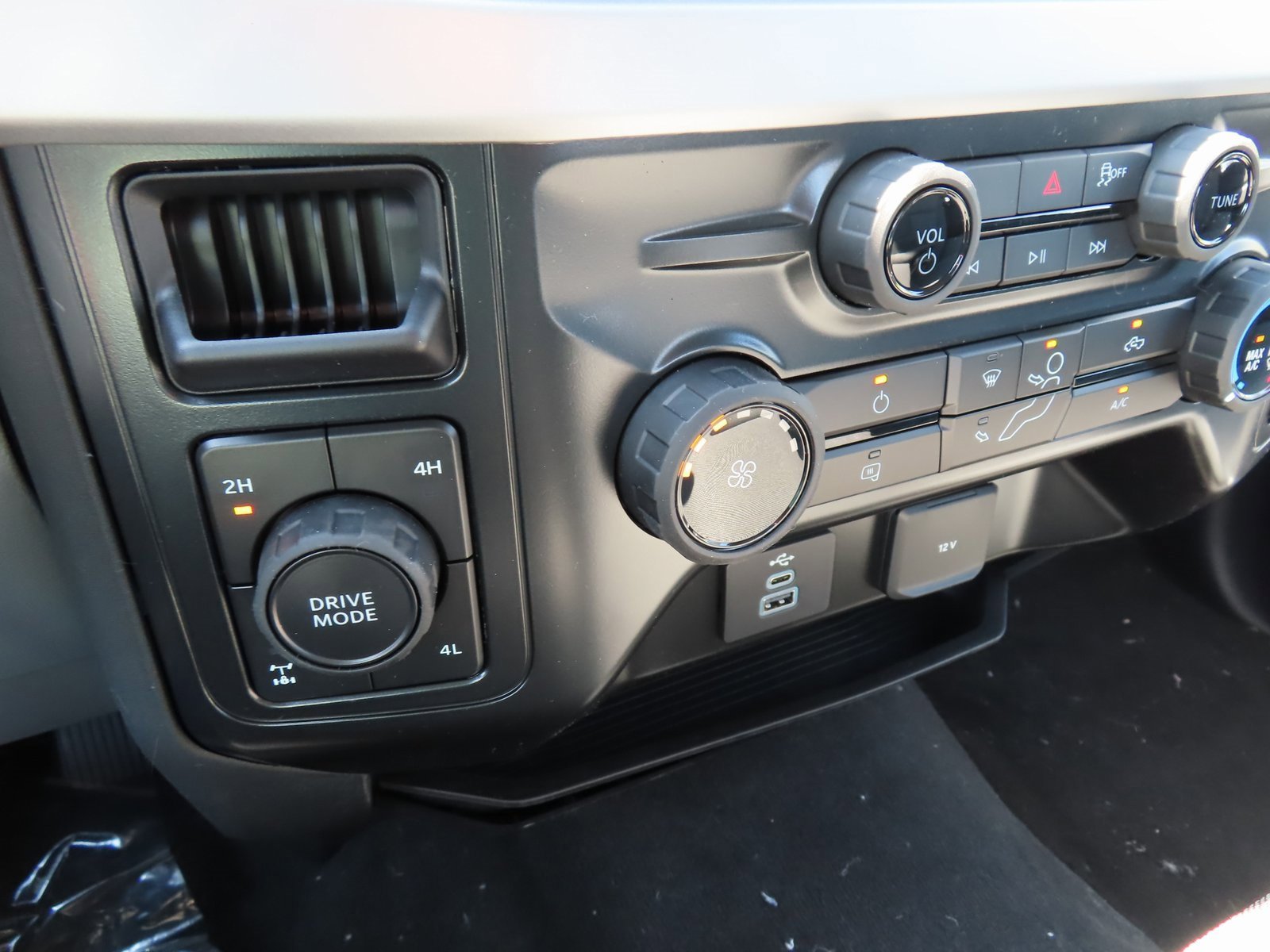 New 2026 Ford F250 XL w/ STX Appearance Package image 14