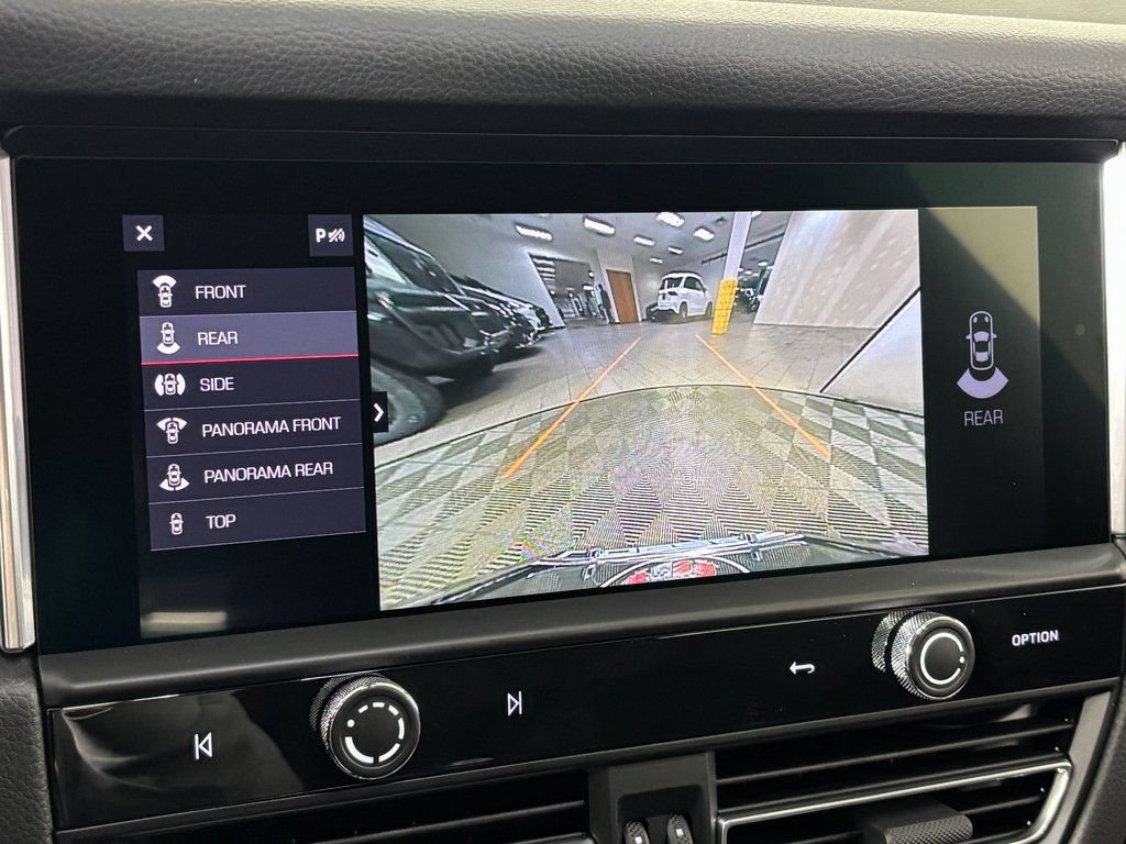 Certified 2026 Porsche Macan AWD/4WD image 28