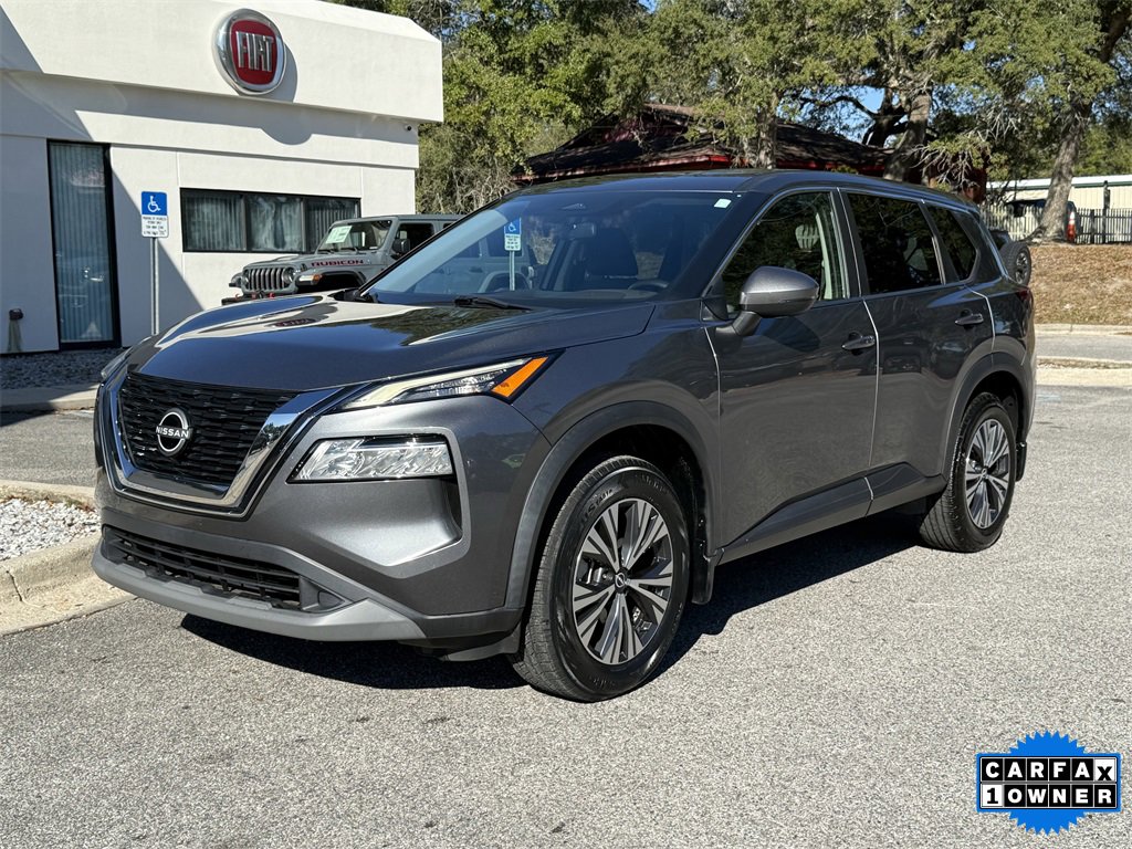 Used 2022 Nissan Rogue SV image 9