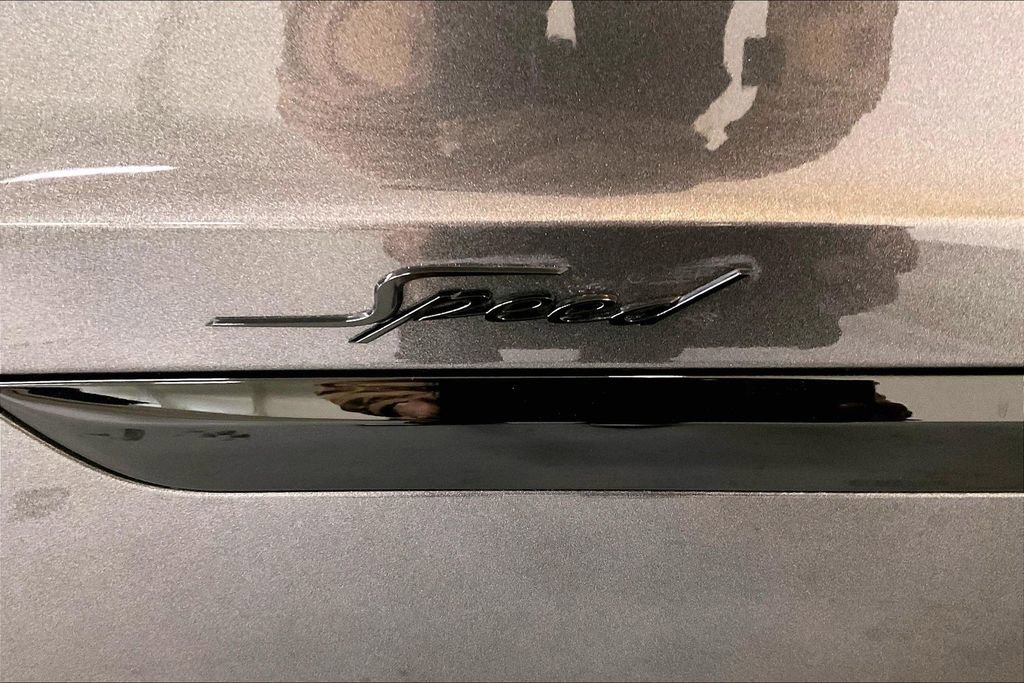 New 2026 Bentley Bentayga Speed image 18