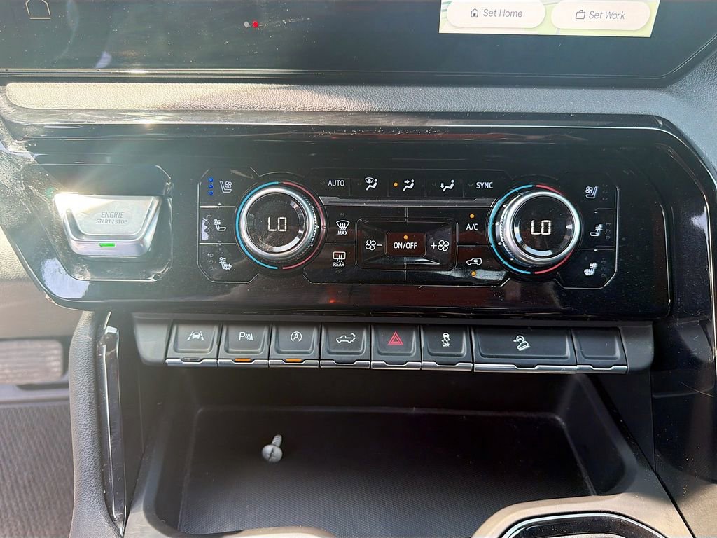 Used 2025 GMC Sierra 1500 AT4 w/ Technology Package image 22