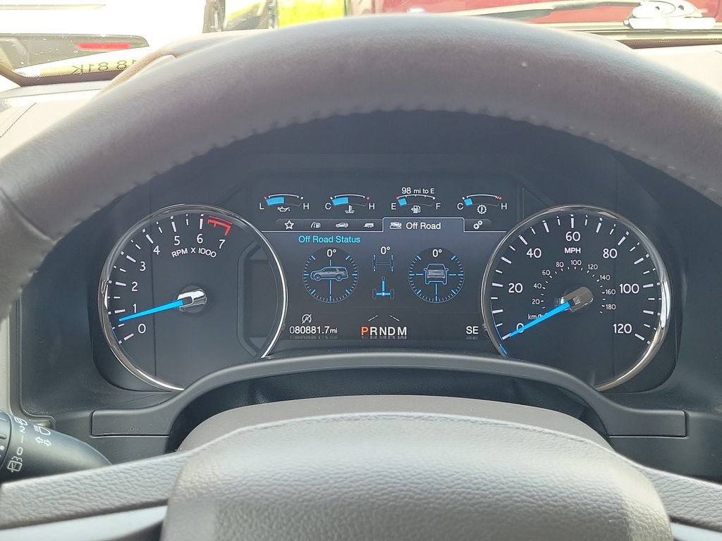 Used 2018 Ford Expedition XLT w/ Equipment Group 202A RWD image 26