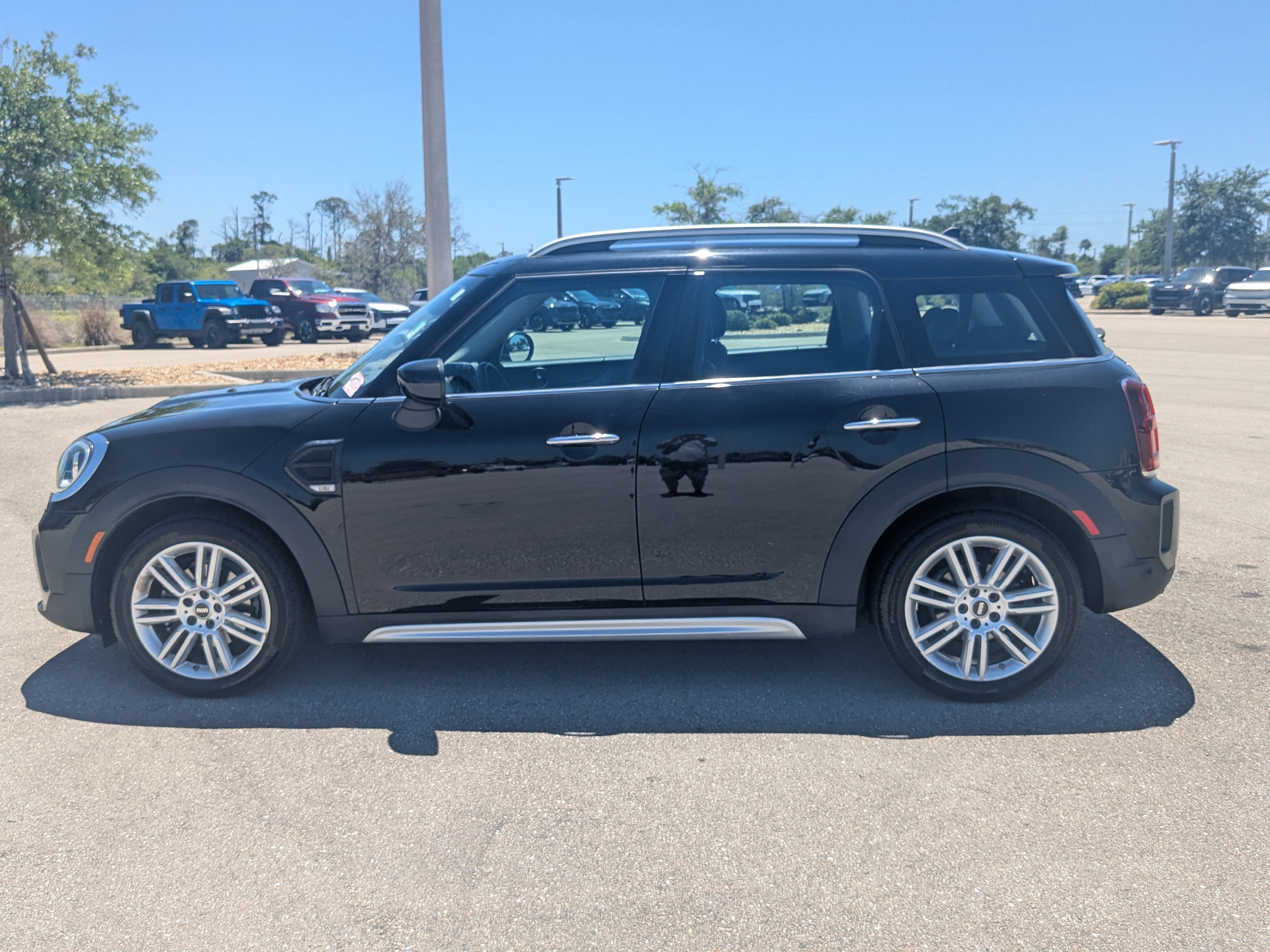 Used 2022 MINI Cooper Countryman image 9
