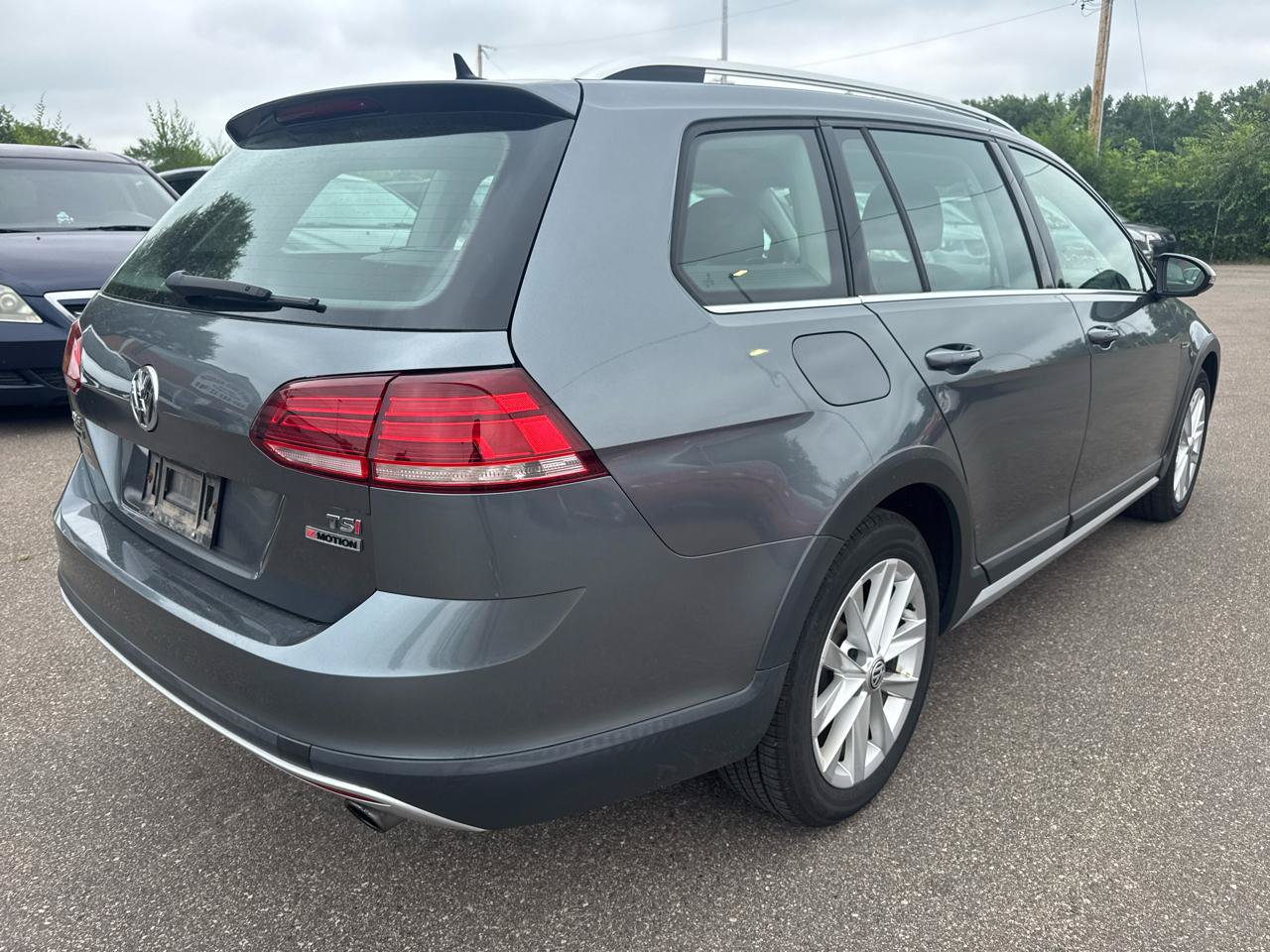 Used 2018 Volkswagen Golf Alltrack SEL AWD/4WD image 5