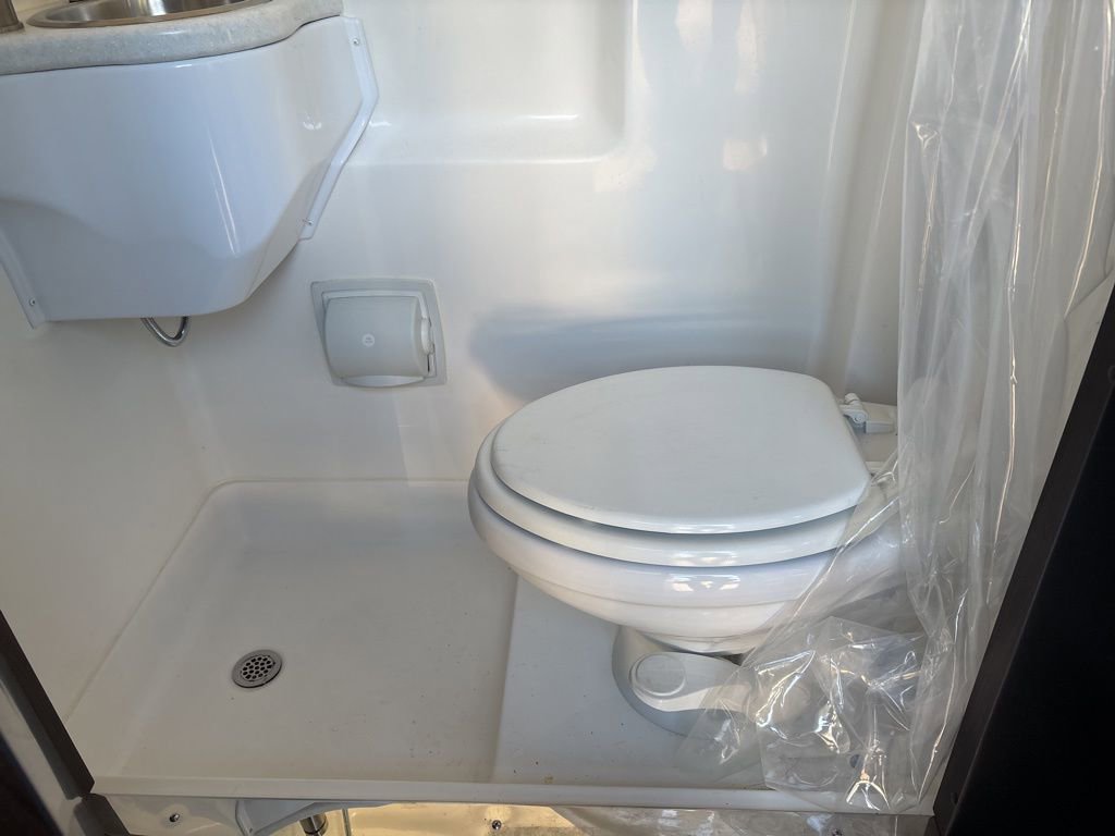 Used 2022 Mercedes-Benz Sprinter 2500 image 51