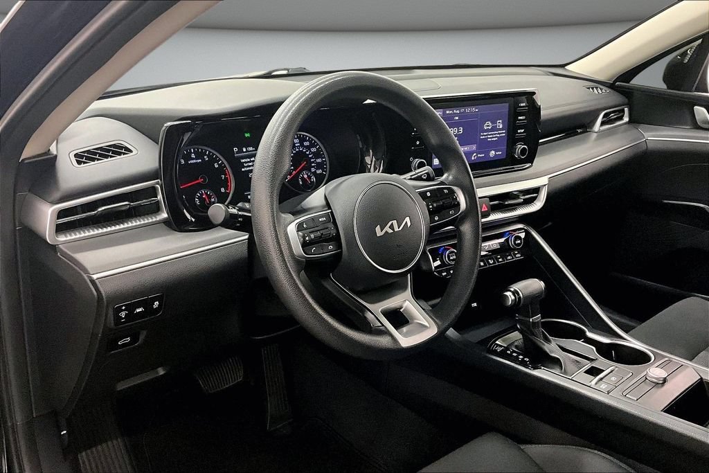 Used 2022 Kia K5 LXS FWD image 17