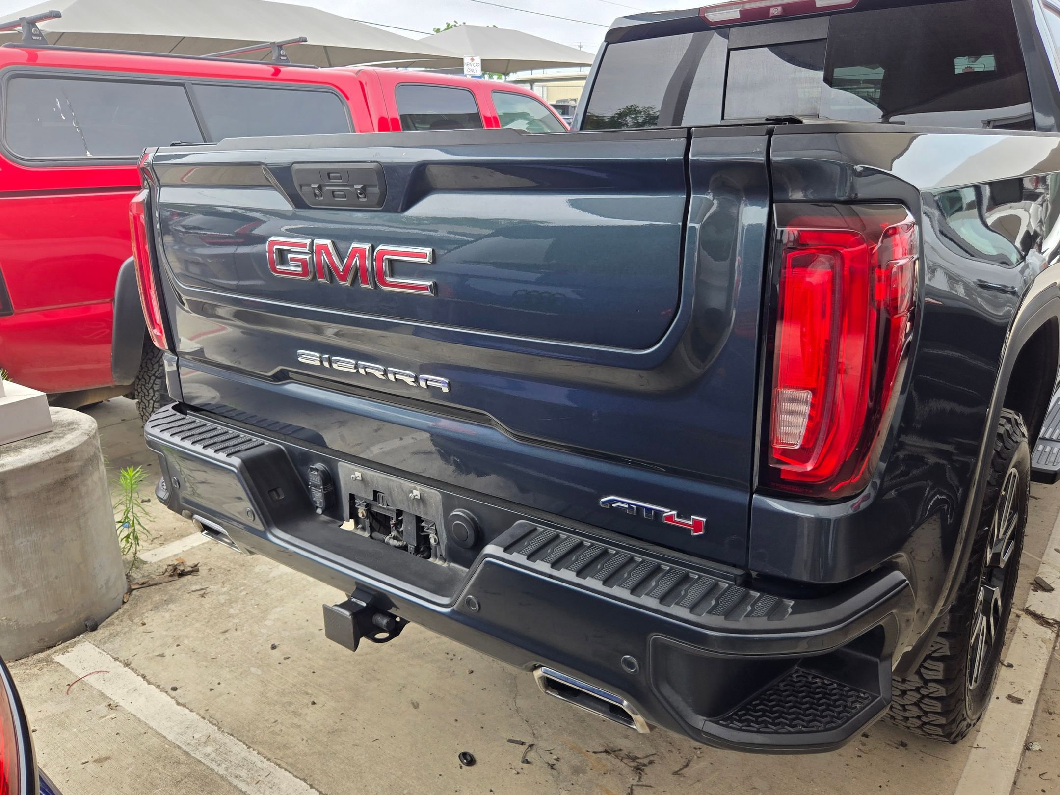 Used 2019 GMC Sierra 1500 AT4 w/ AT4 Premium Package AWD/4WD image 7