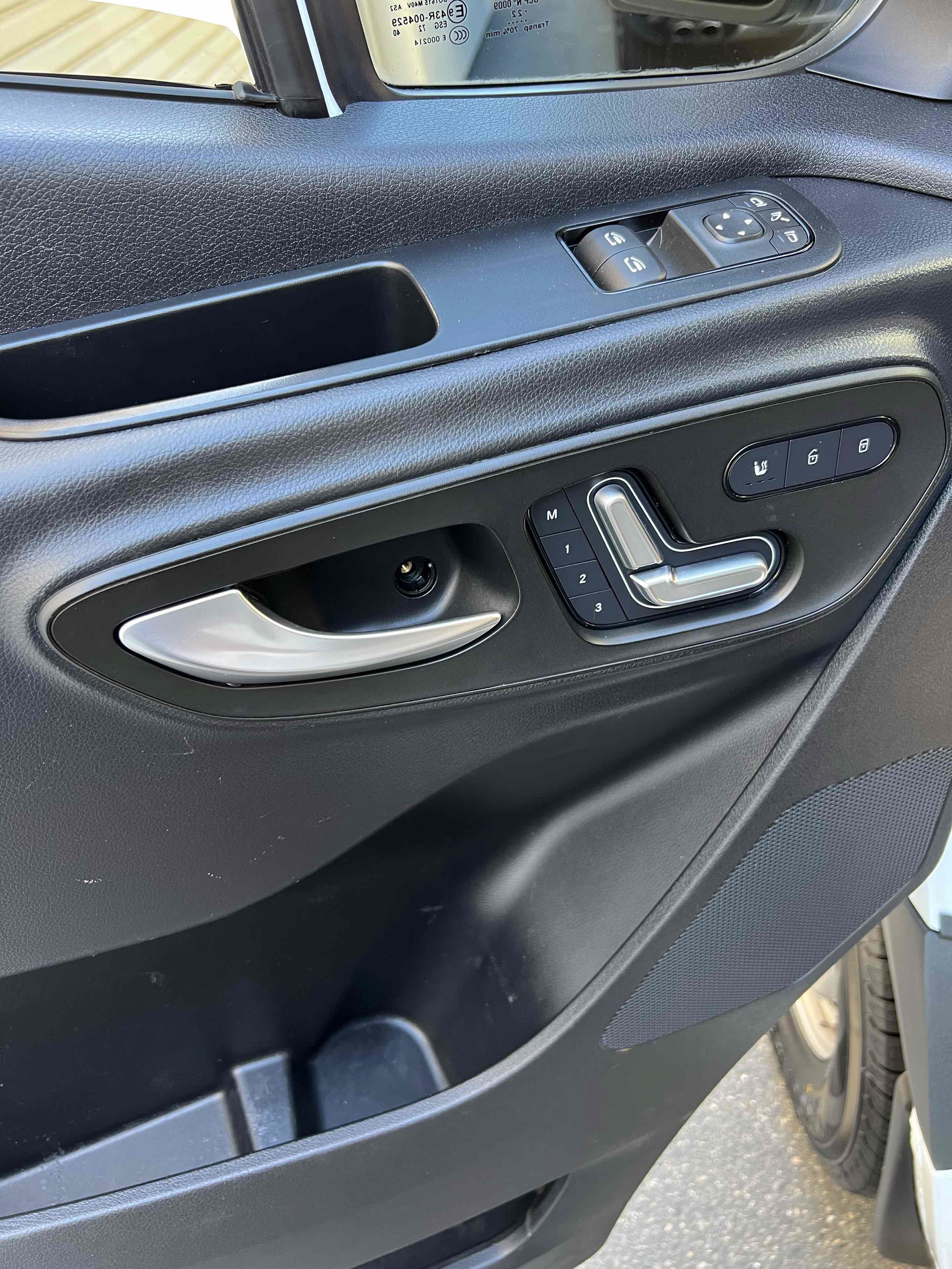 Used 2022 Mercedes-Benz Sprinter 2500 image 81