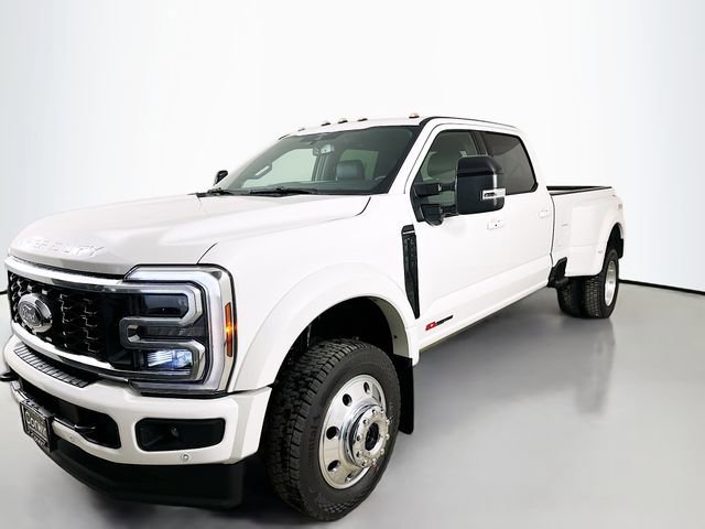 New 2026 Ford F450 Platinum w/ FX4 Off-Road Package image 3