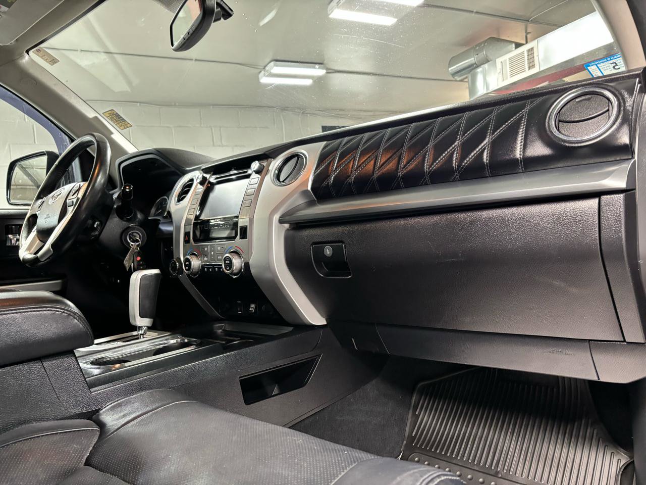 Used 2016 Toyota Tundra Platinum image 17