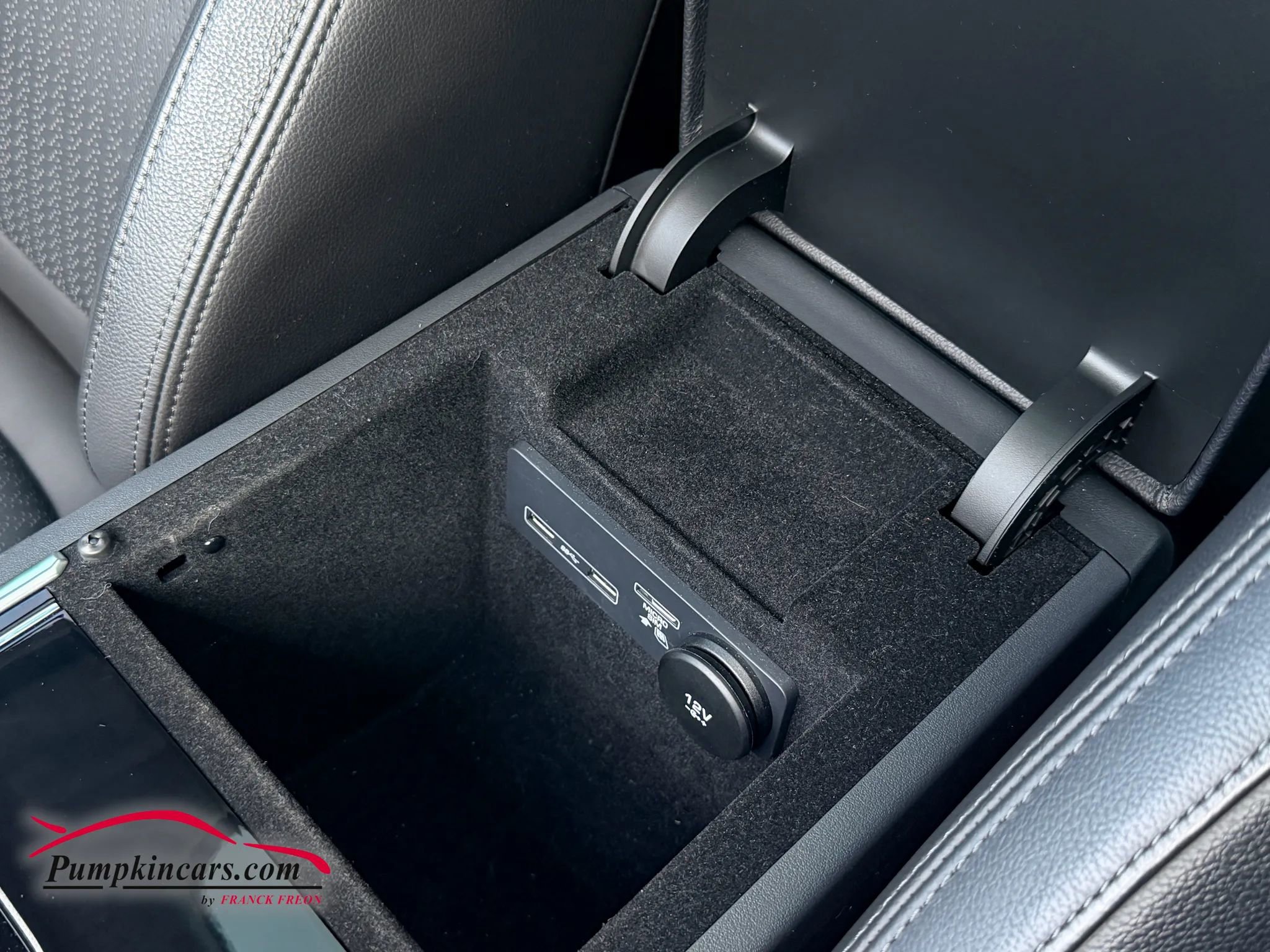 Used 2020 Jaguar XF Prestige image 32