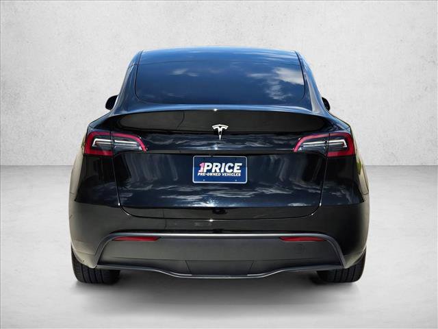 Used 2024 Tesla Model Y Long Range RWD image 6