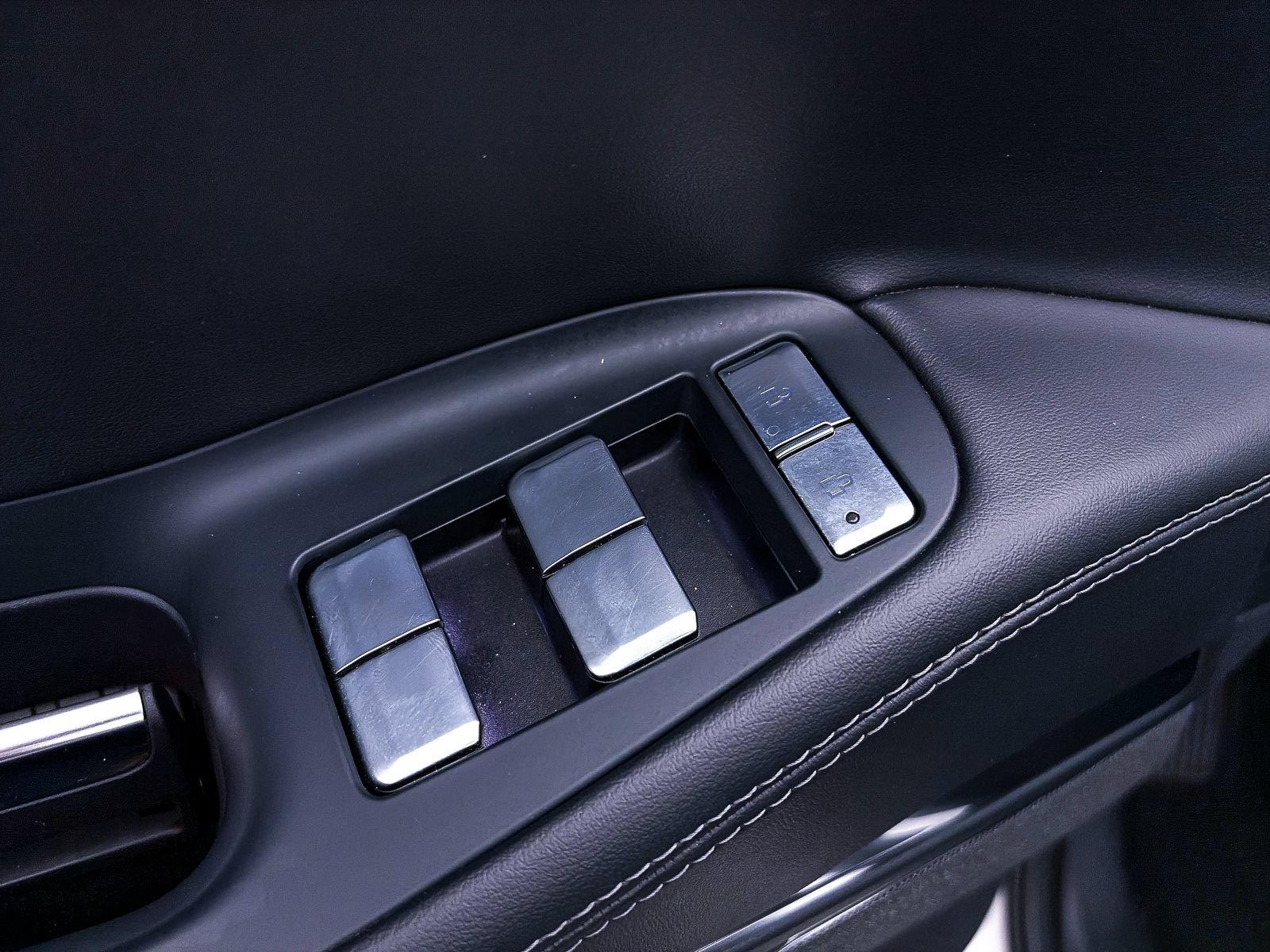Used 2025 Lincoln Navigator L Reserve AWD/4WD image 20