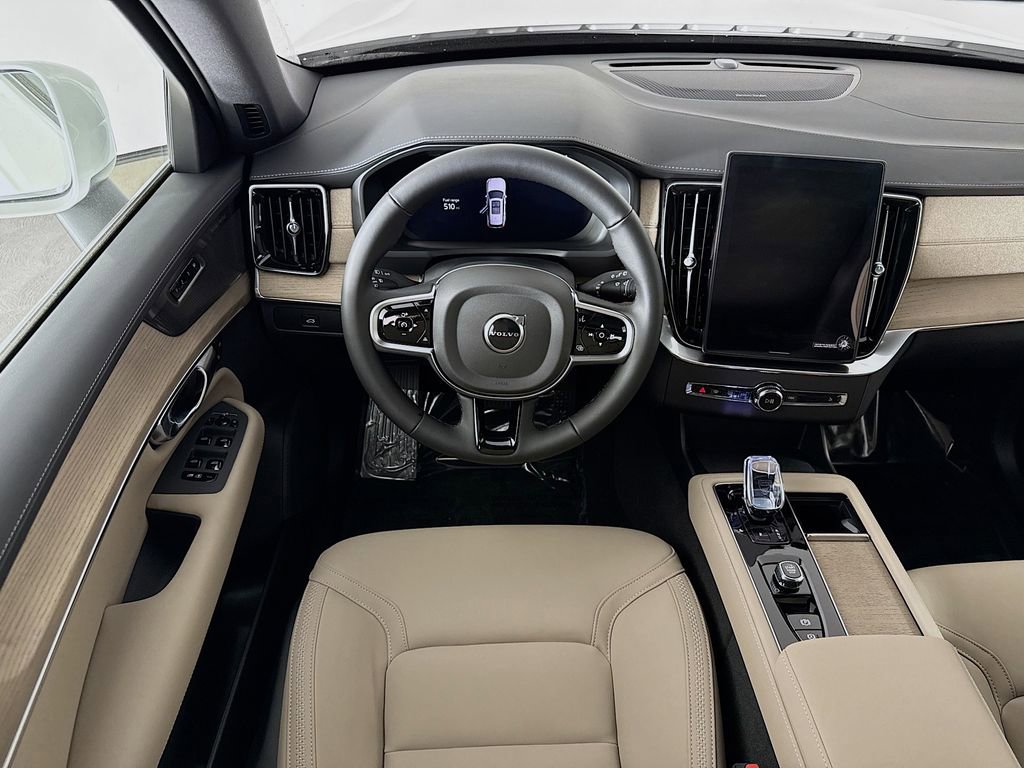 New 2026 Volvo XC90 B6 Plus w/ Protection Package Premier image 23