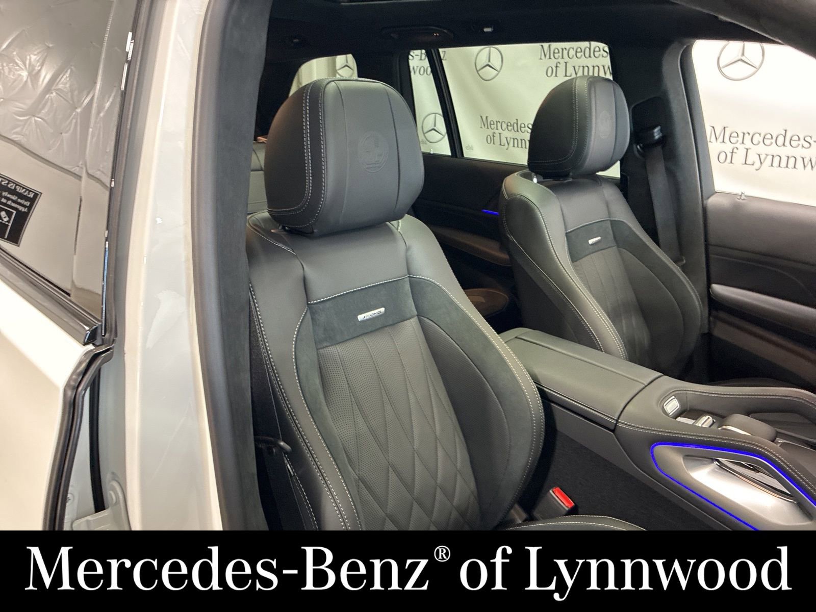 New 2026 Mercedes-Benz GLS 63 AMG 4MATIC image 18