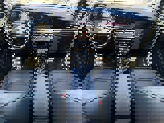 Used 2023 Kia Niro SX image 12