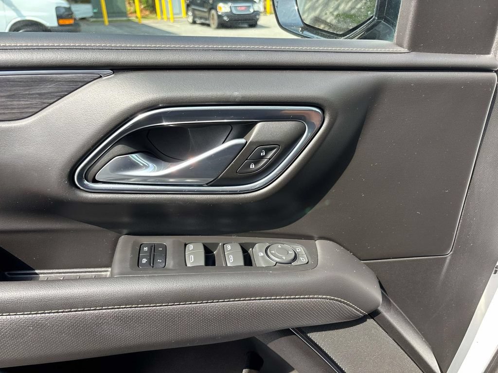 Used 2022 GMC Yukon SLT AWD/4WD image 22