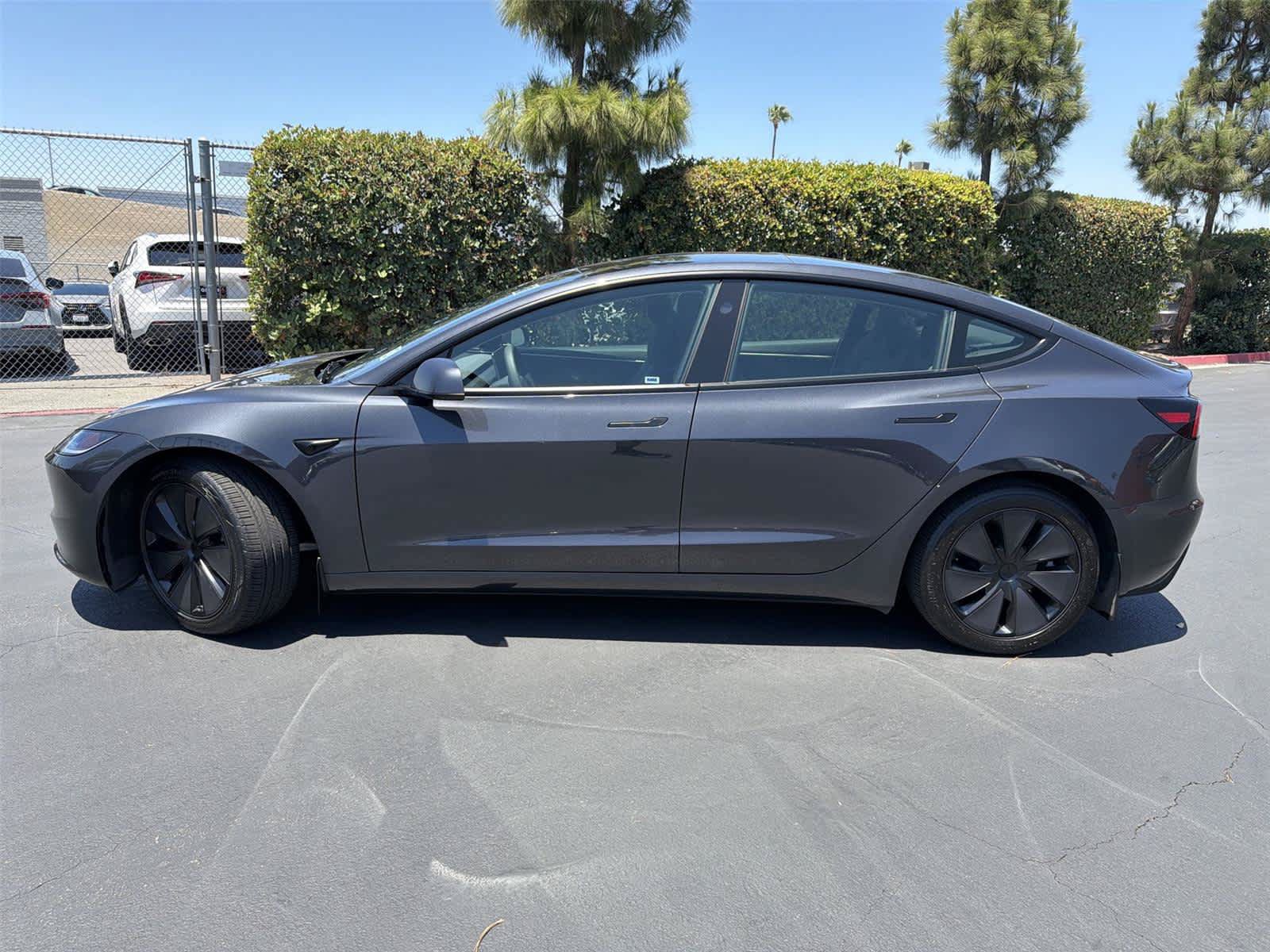 Used 2024 Tesla Model 3 Long Range AWD/4WD image 3
