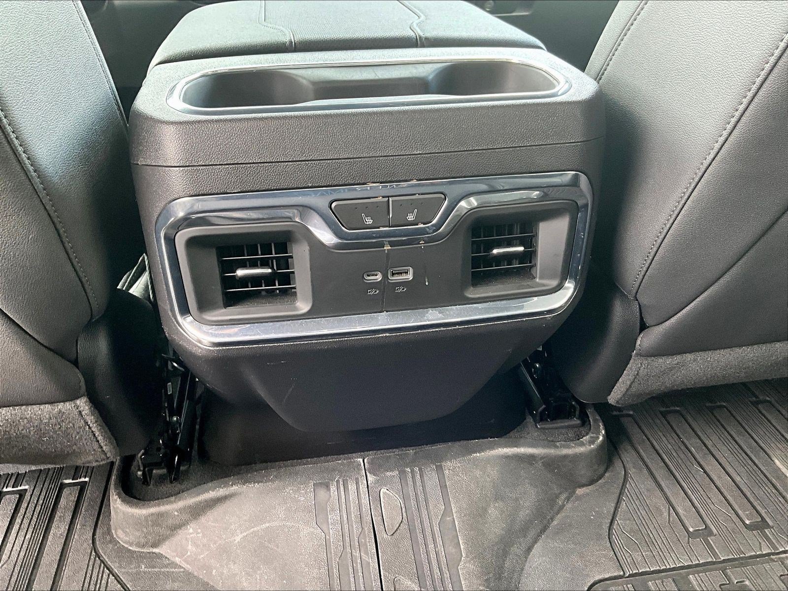 Used 2024 GMC Sierra 1500 SLT w/ SLT Premium Plus Package AWD/4WD image 11