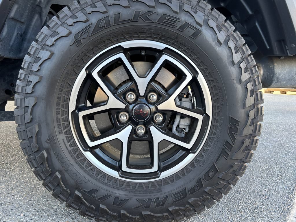 Used 2020 Jeep Gladiator Overland AWD/4WD image 28