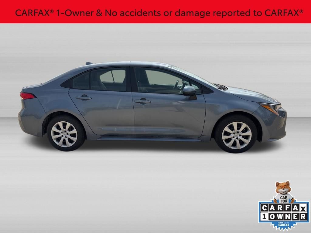 Used 2026 Toyota Corolla LE FWD image 2