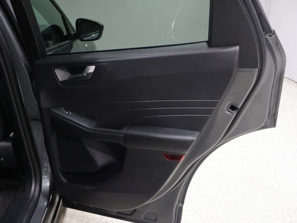 Used 2025 Ford Escape ST-Line Select AWD/4WD image 21