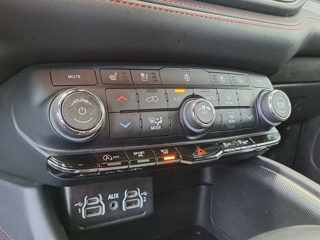 Used 2024 Dodge Durango GT image 15