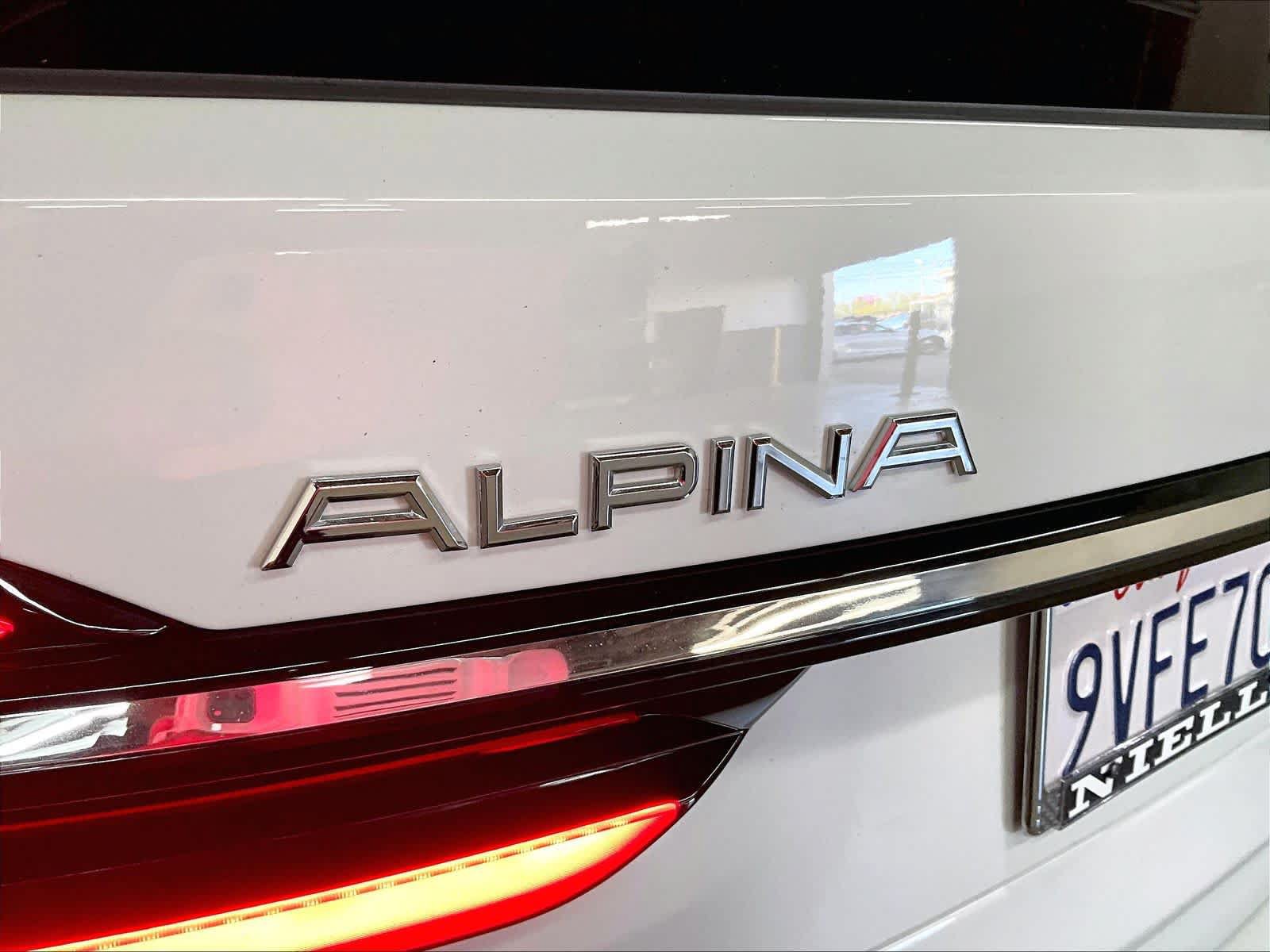 Used 2025 BMW ALPINA XB7 AWD/4WD image 11