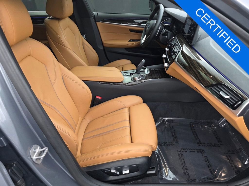 Certified 2023 BMW 530i w/ Premium Package image 28