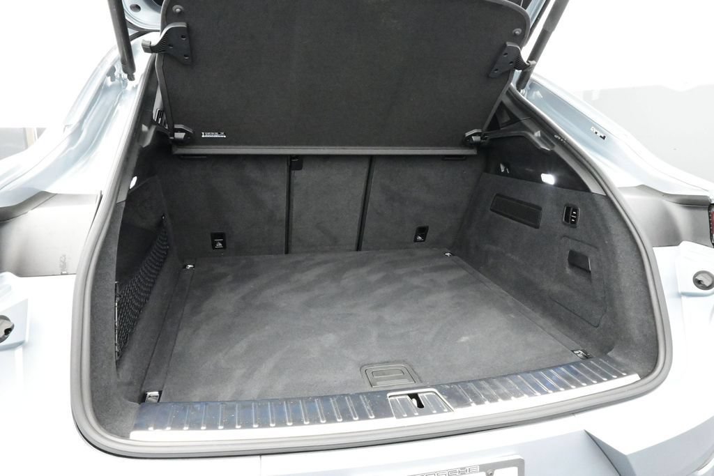 Certified 2025 Porsche Cayenne Coupe AWD/4WD image 16