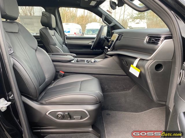 New 2025 Jeep Wagoneer 4X4 w/ Premium Group I image 6
