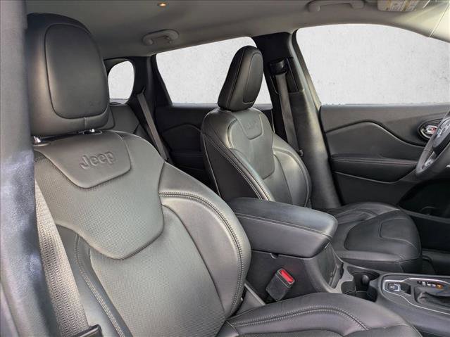 Used 2021 Jeep Cherokee Latitude Lux image 18