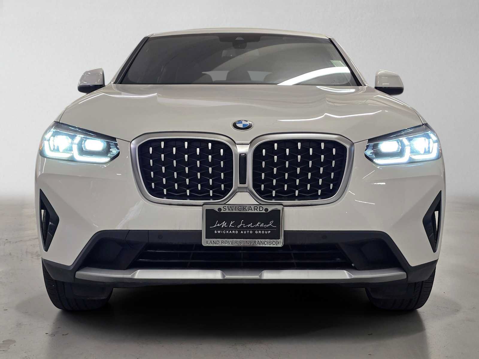 Used 2025 BMW X4 xDrive30i AWD/4WD image 8